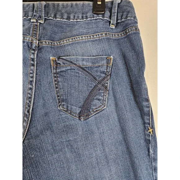 Lane Bryant Womens Jeans Size 16 Petite Simply Straight Mid Rise Medium Wash - Picture 12 of 16